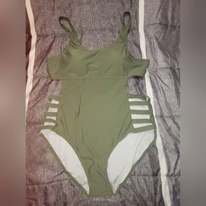 New One Piece Green Swimsuit~Cut Out Sides~Cruise~Beach~4XL